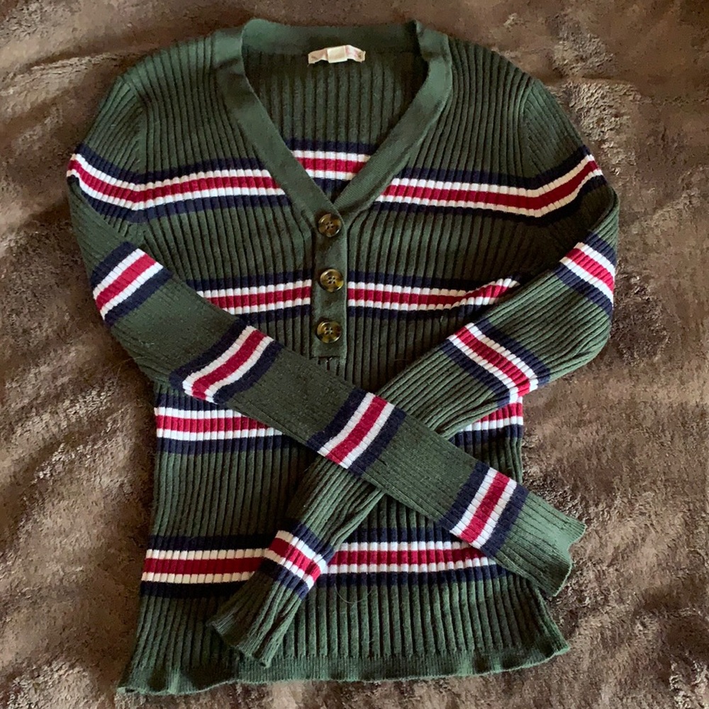 womans long sleeve